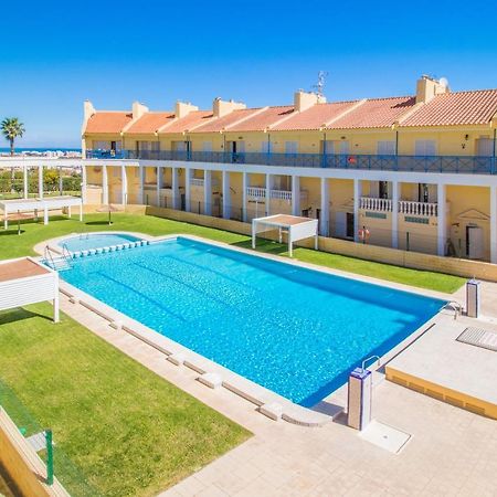 טורבייחה Nice House With Tennis Court,Sports And Playground מראה חיצוני תמונה