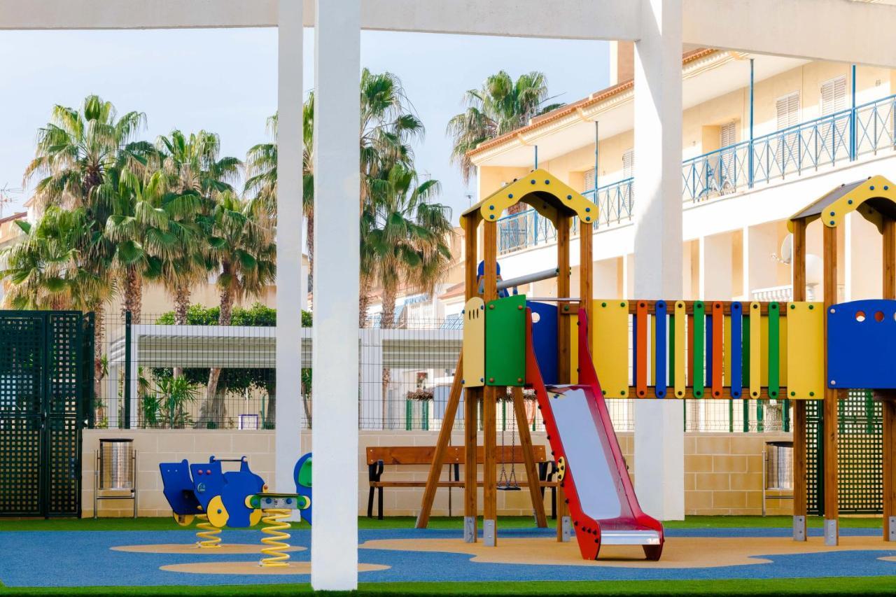 טורבייחה Nice House With Tennis Court,Sports And Playground מראה חיצוני תמונה