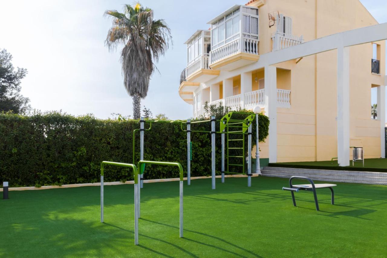 טורבייחה Nice House With Tennis Court,Sports And Playground מראה חיצוני תמונה