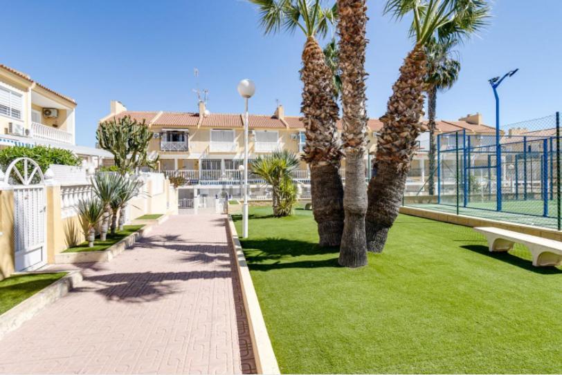 טורבייחה Nice House With Tennis Court,Sports And Playground מראה חיצוני תמונה